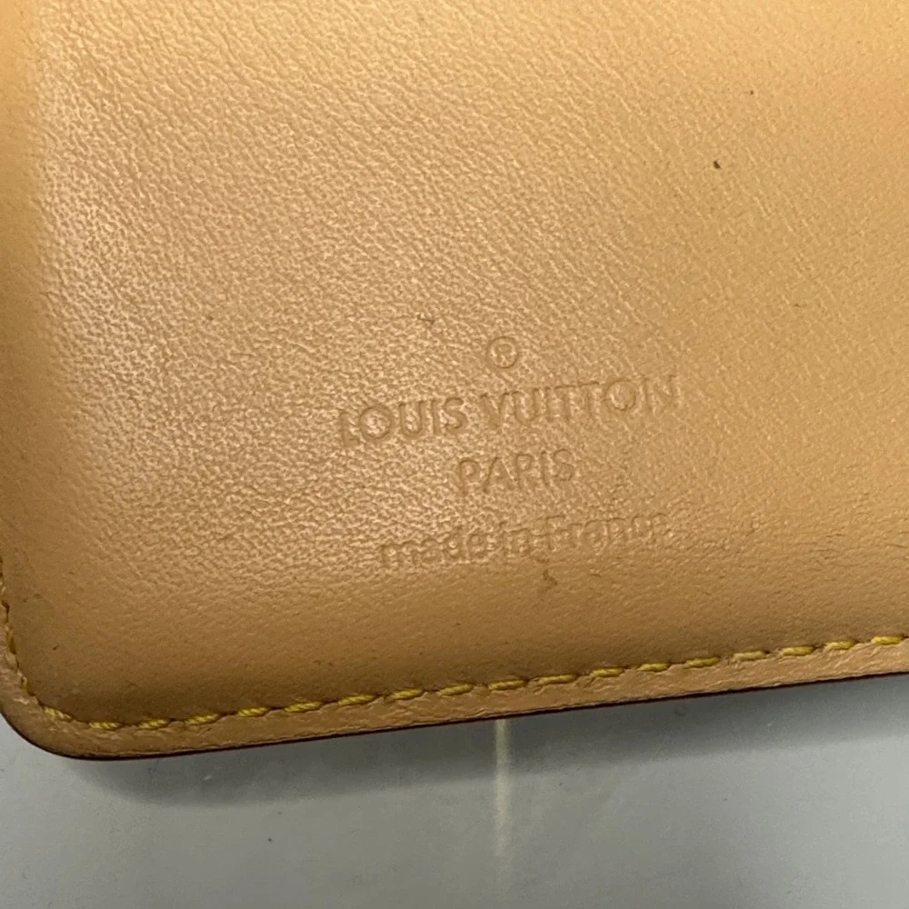Louis Vuitton White Murakami Monogram Wallet - Picture 9 of 12